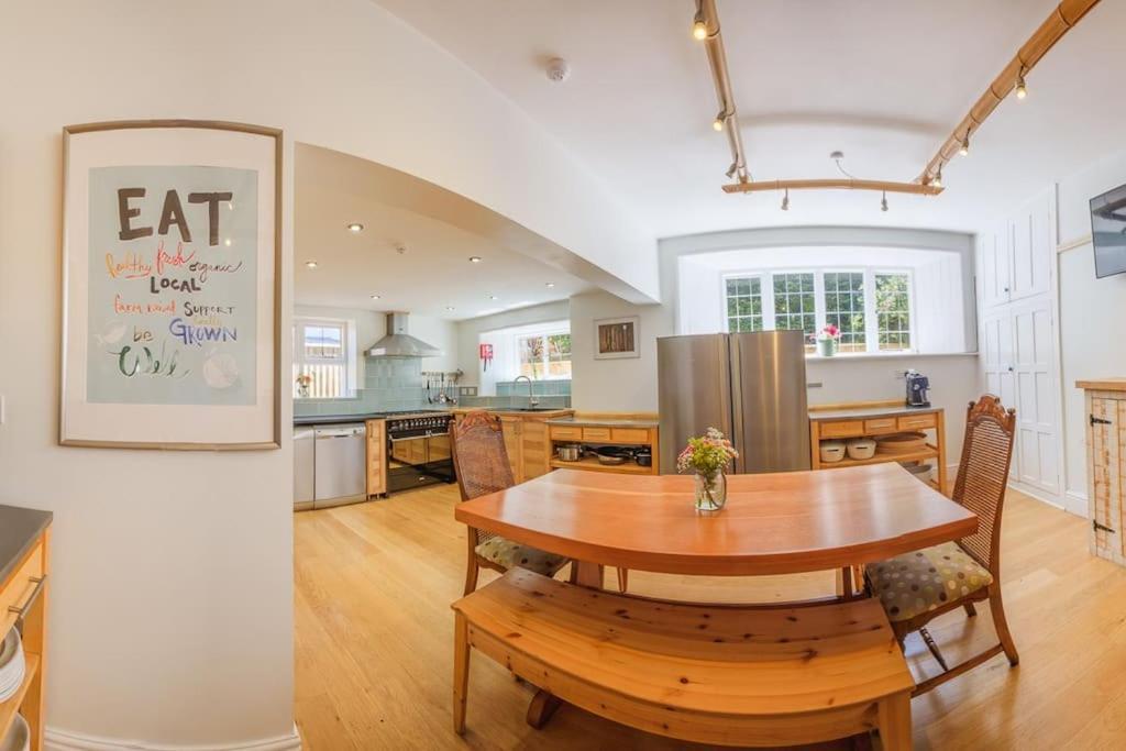 فيلا The Beach House-Devon- On The Beach- Sleeps 20 إاكسماوث المظهر الخارجي الصورة